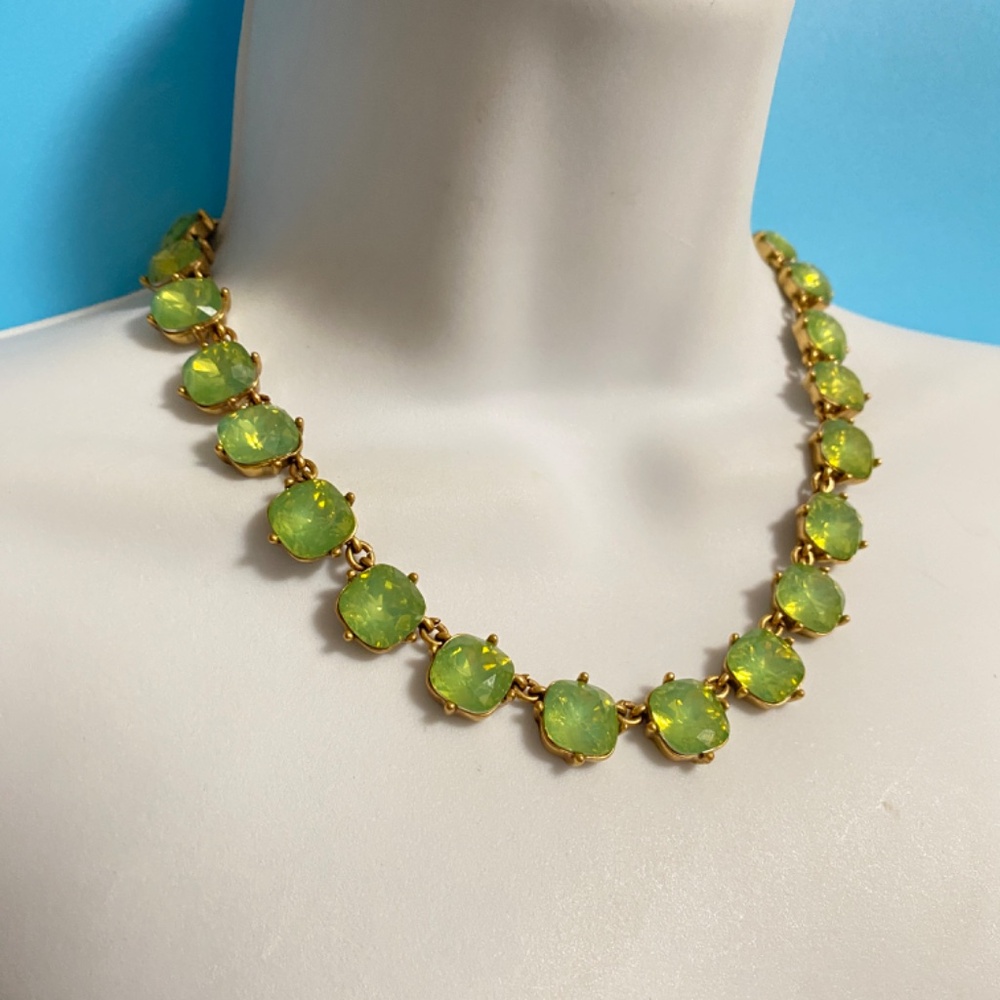 J.CREW Necklace Green & Gold Tone Statement Necklace 16" +3" Extender - Picture 5 of 9